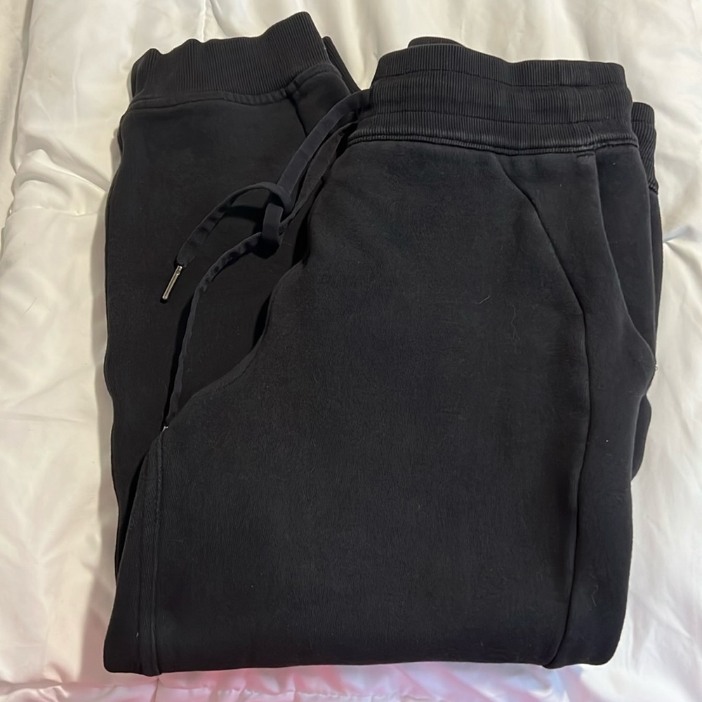 Lululemon scuba joggers SHORT